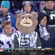 Illustration for article titled Last Nights NFL Broadcast Featured A Lot Of Jets Fans Who Were Pissed Off, Ridiculously Dressed, Or Both